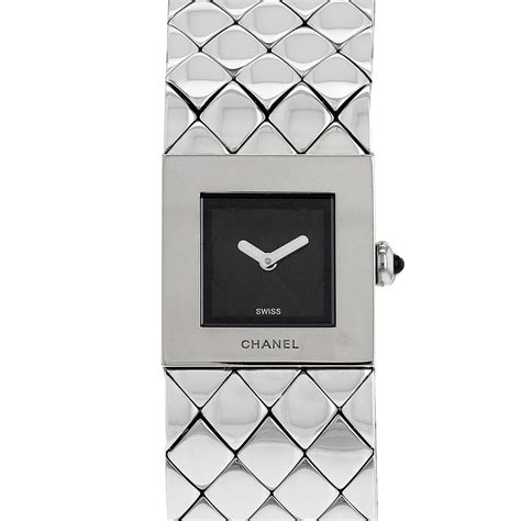 femme montre chanel|montre chanel matelassé.